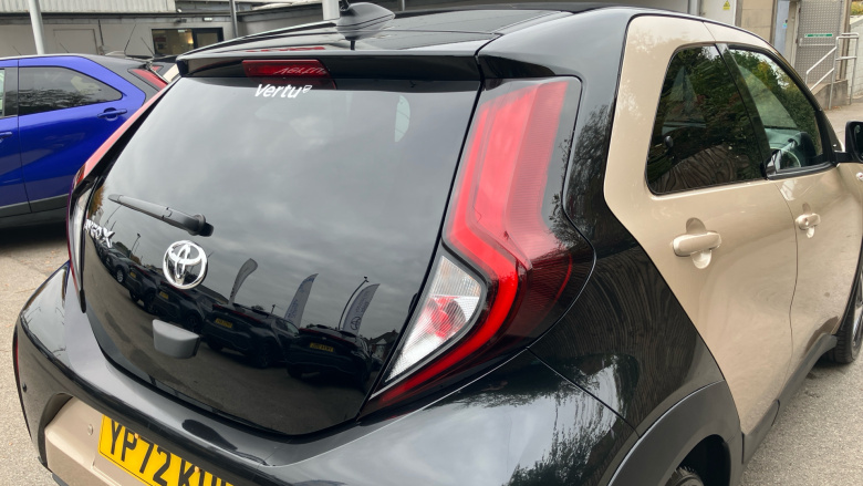 Toyota Aygo X 1.0 VVT-i Edge 5dr Petrol Hatchback